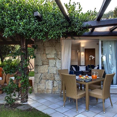 L'Ea Bianca Luxury Resort Baja Sardinia Bagian luar foto