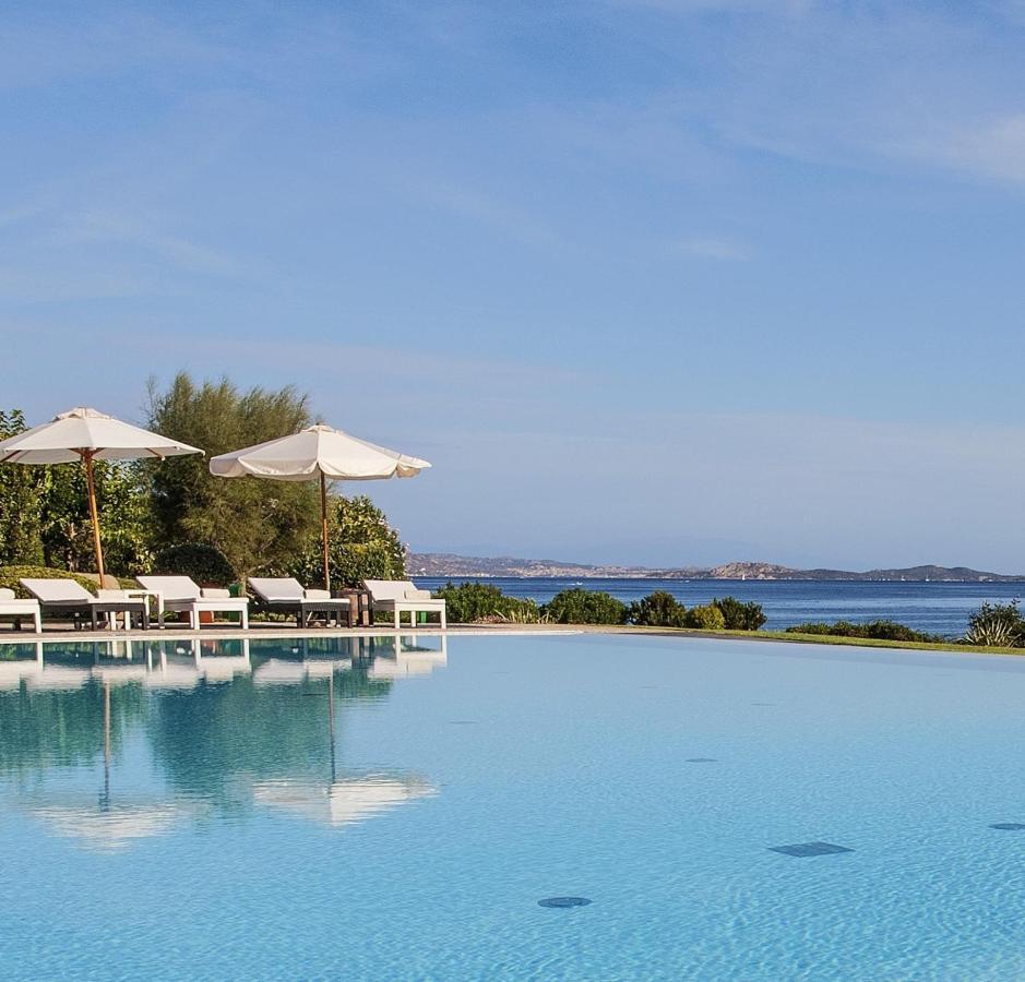 L'Ea Bianca Luxury Resort Baja Sardinia Bagian luar foto