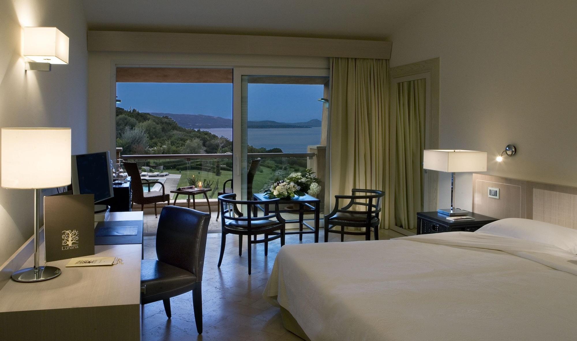 L'Ea Bianca Luxury Resort Baja Sardinia Bagian luar foto