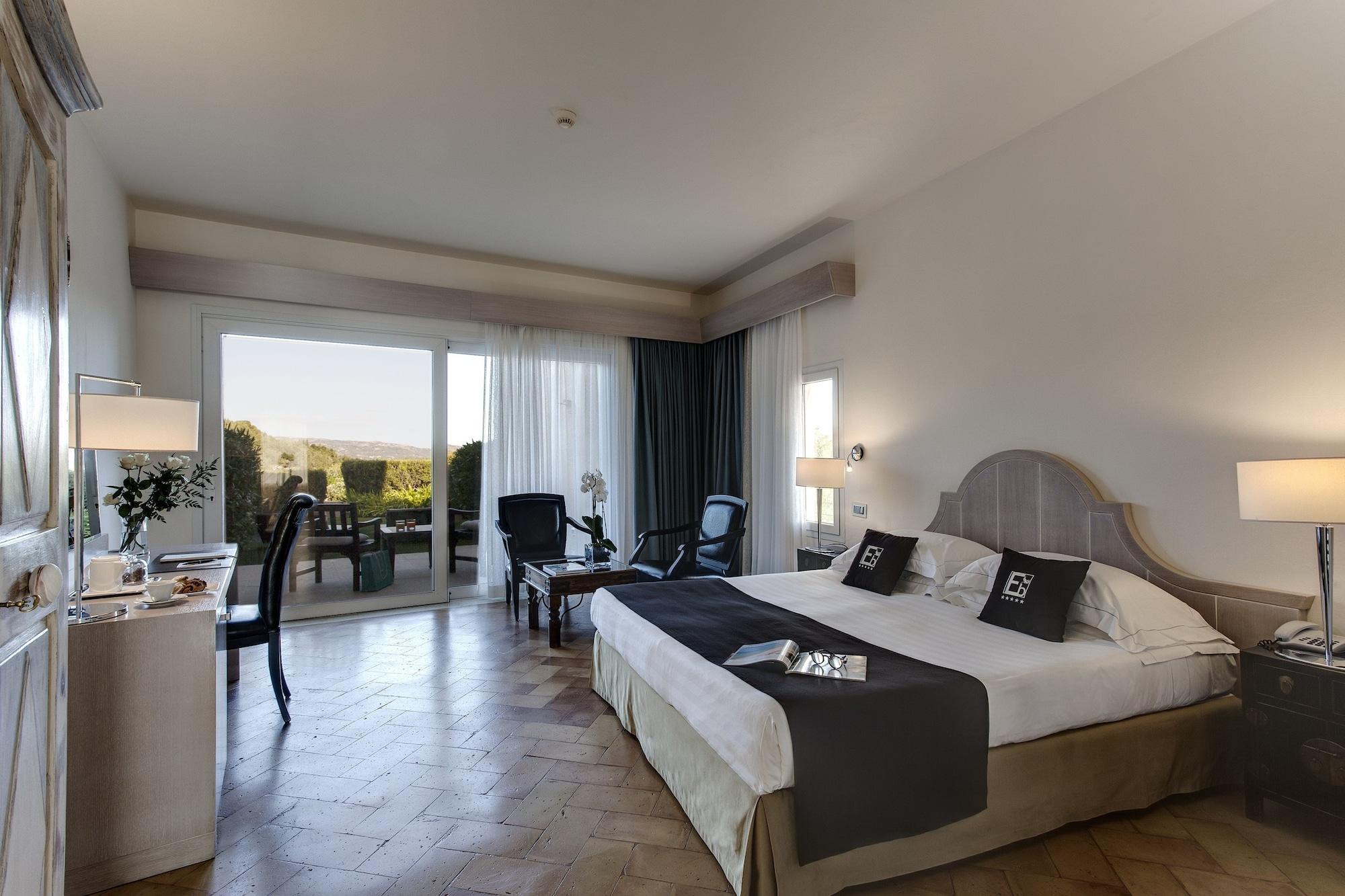 L'Ea Bianca Luxury Resort Baja Sardinia Bagian luar foto