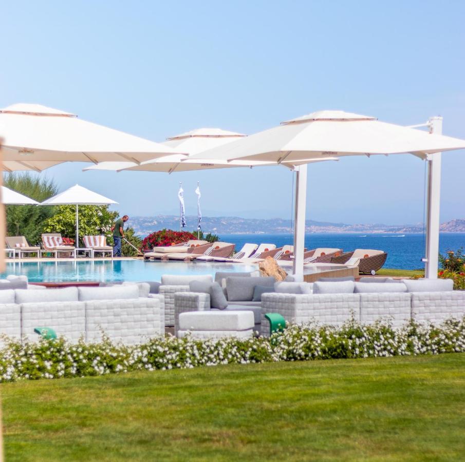 L'Ea Bianca Luxury Resort Baja Sardinia Bagian luar foto