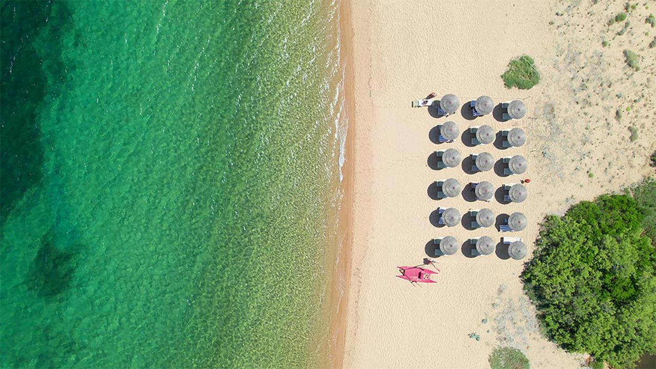 L'Ea Bianca Luxury Resort Baja Sardinia Bagian luar foto