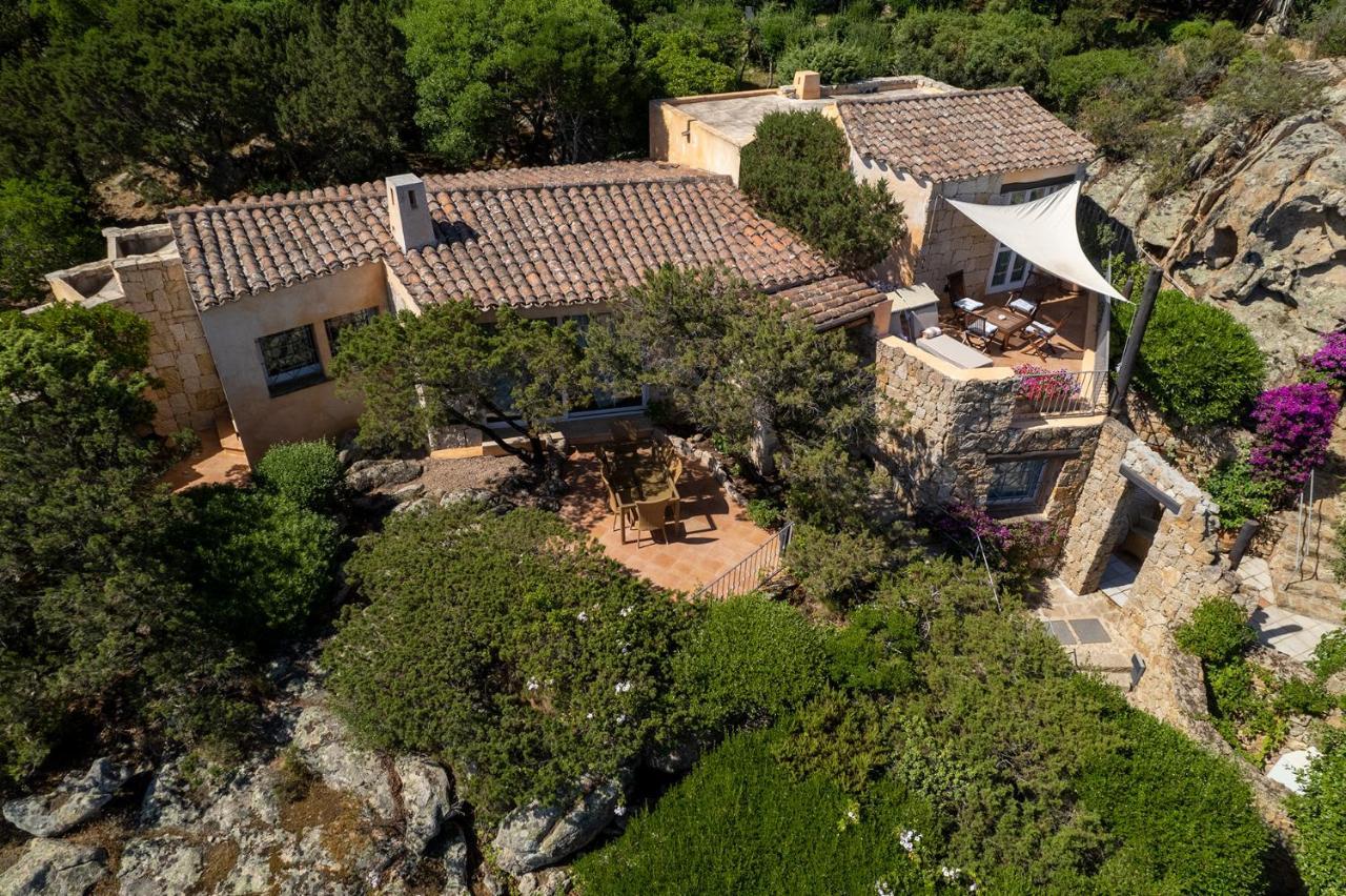 L'Ea Bianca Luxury Resort Baja Sardinia Bagian luar foto