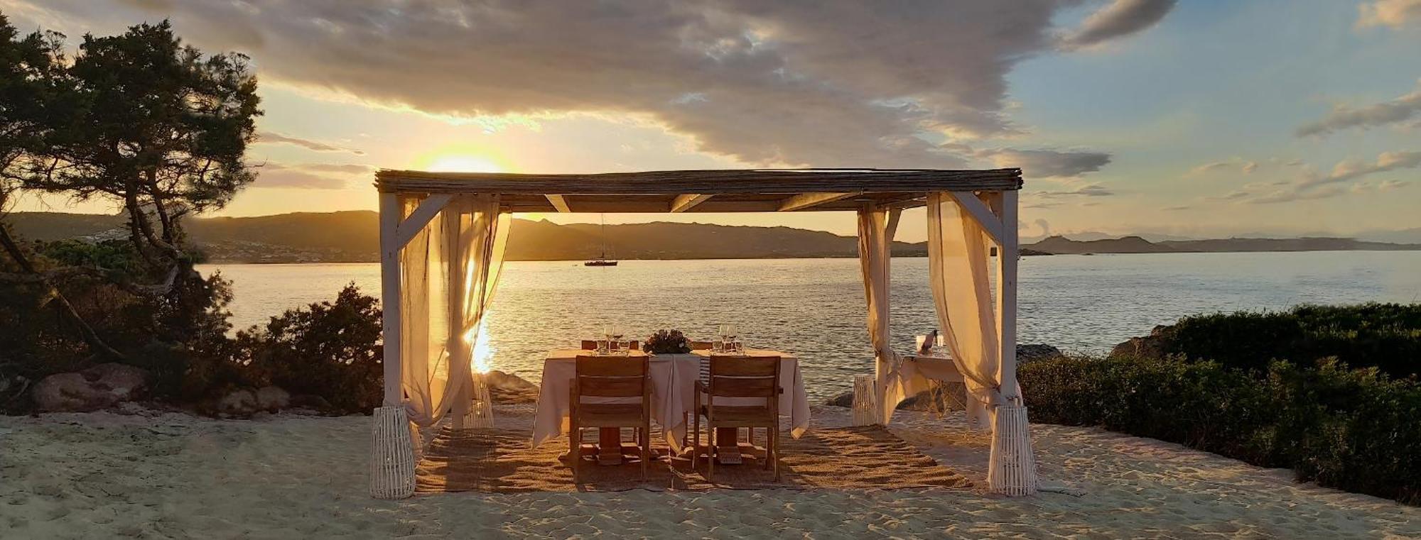 L'Ea Bianca Luxury Resort Baja Sardinia Bagian luar foto